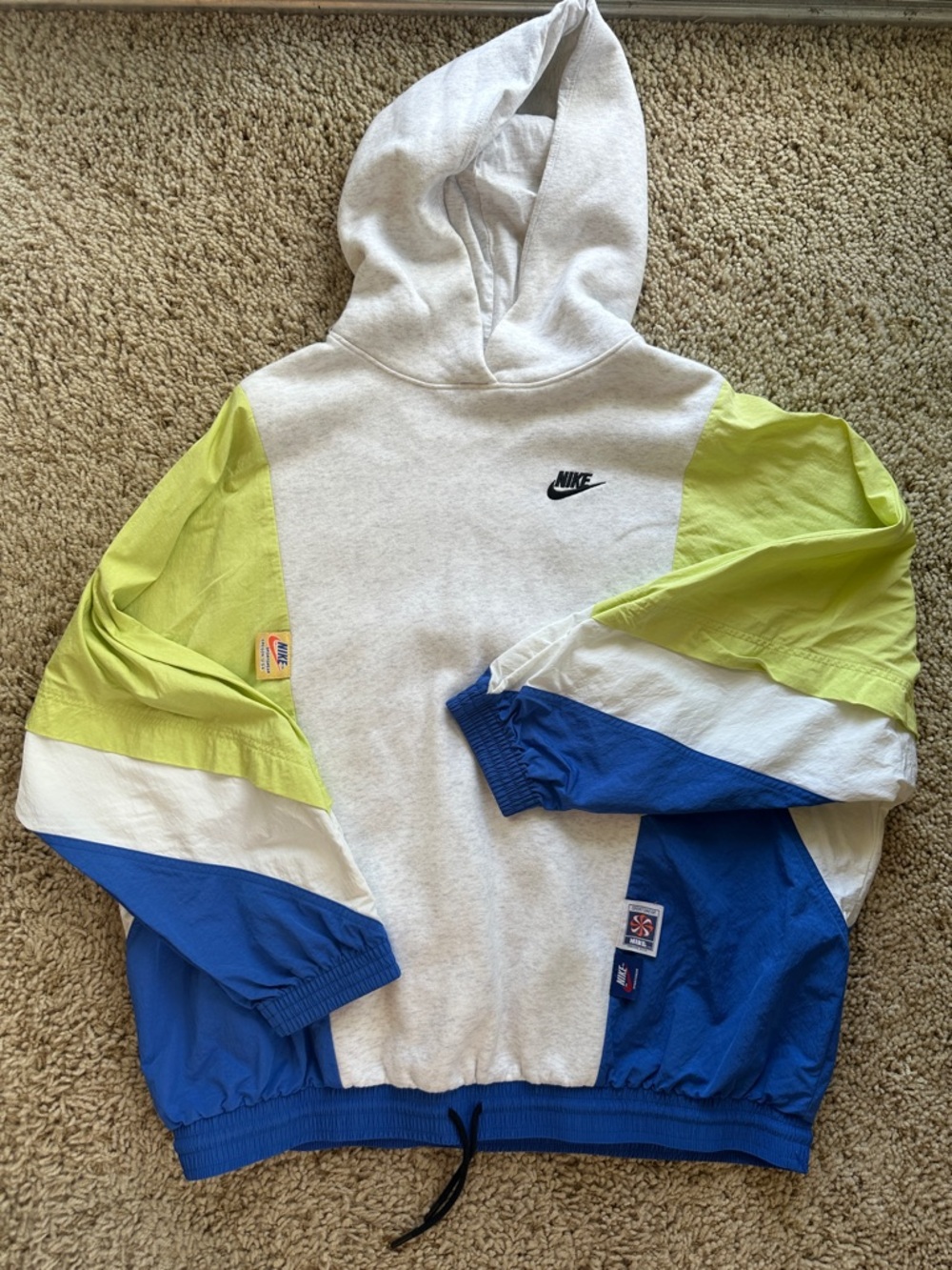 Nike Women’s Hoodie